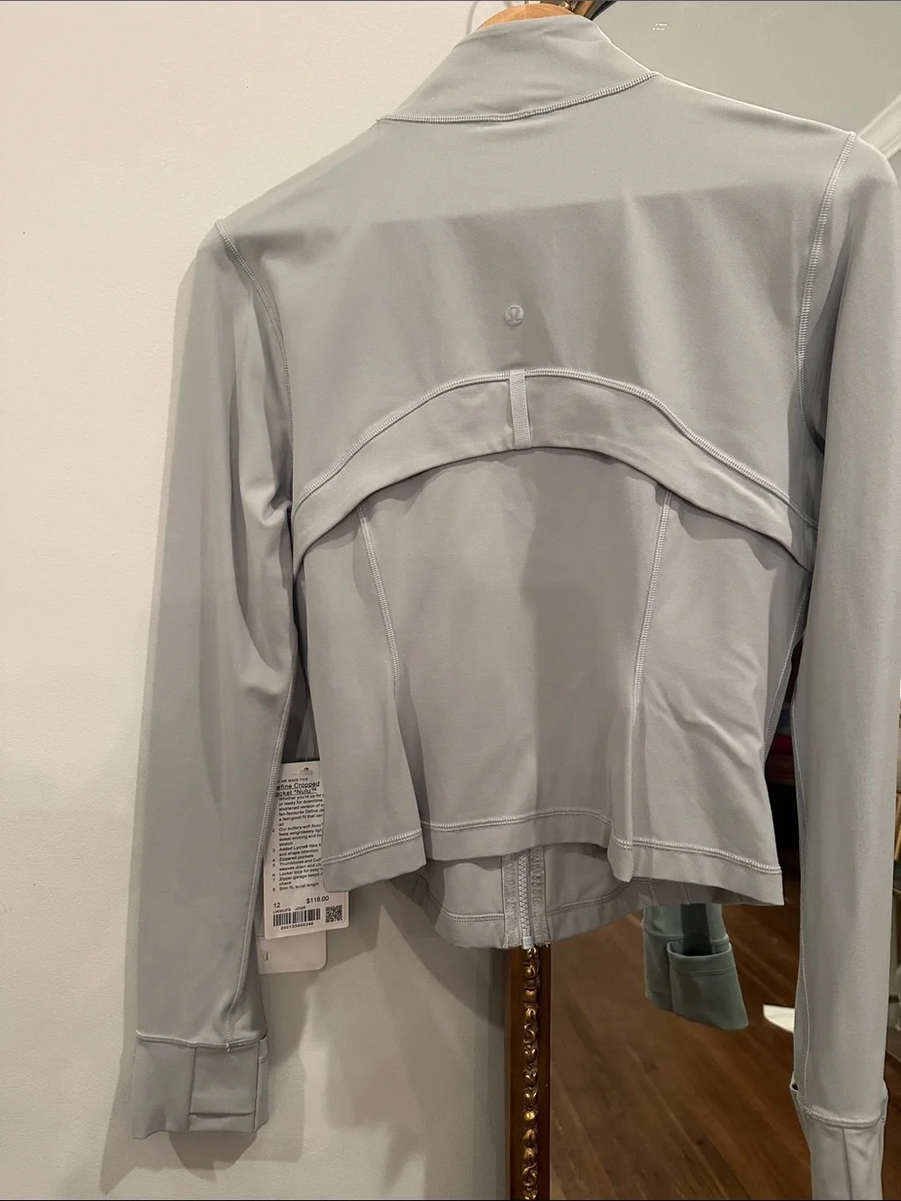 lululemon athletica Light green NULU Jacket - Picture 3 of 7